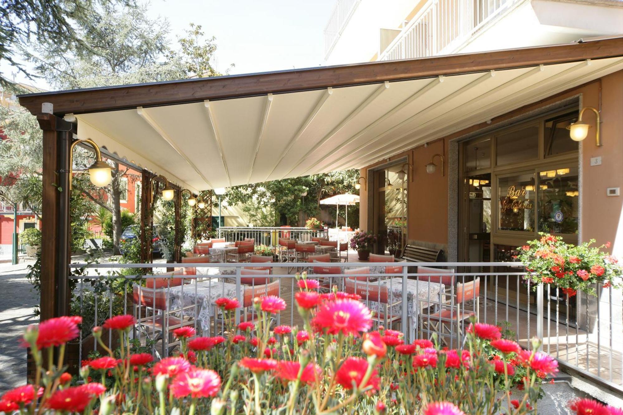 Residence Hotel Kriss Deiva Marina Bagian luar foto
