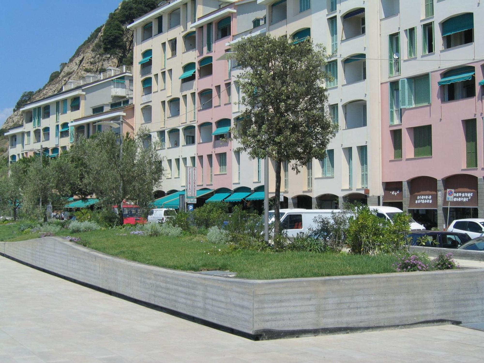 Residence Hotel Kriss Deiva Marina Bagian luar foto