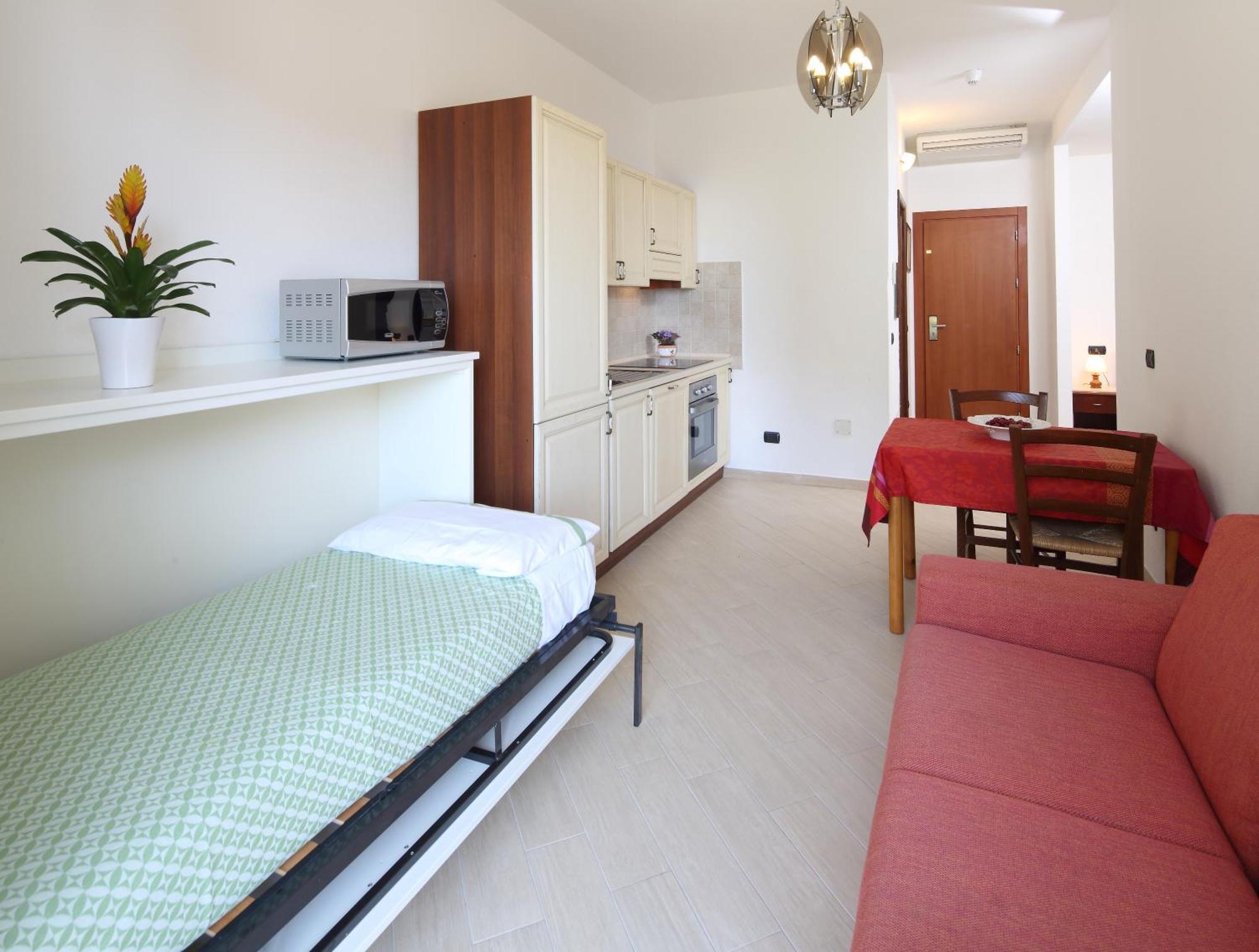 Residence Hotel Kriss Deiva Marina Bagian luar foto